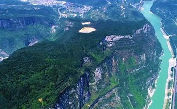 武隆白马山天尺情缘旅游-武隆一日游报价