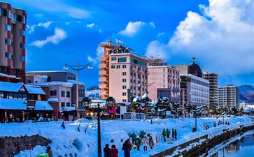 冬季小樽运河冬景-日本北海道滑雪旅游