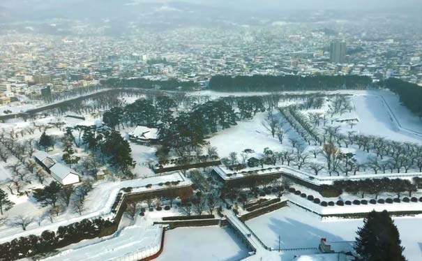 日本冬季旅游八大雪景：函馆五稜郭公园