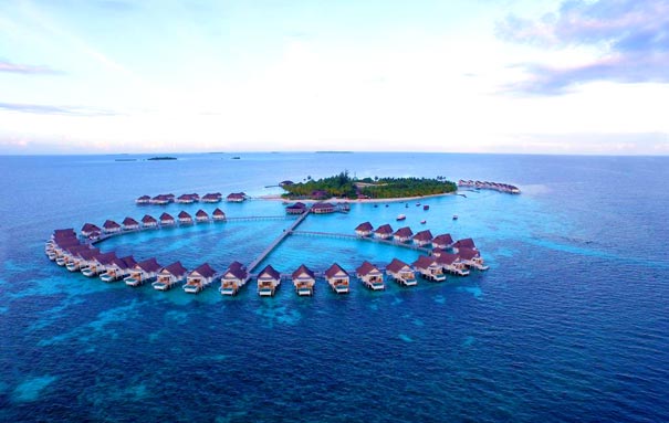 马尔代夫旅游：中央格兰德岛全景