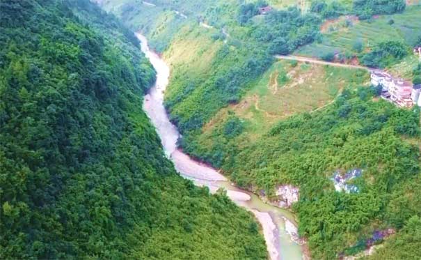 重庆武隆旅游景点：仙女峡漂流