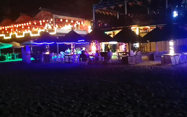 海南三亚旅游娱乐项目大全：三亚海滩夜生活