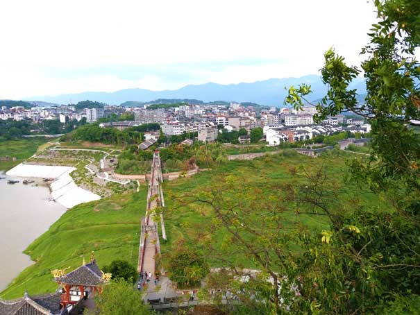 长江三峡旅游景区：石宝寨