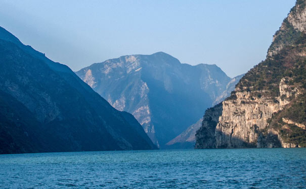 长江三峡旅游景区：巫峡