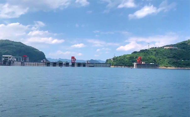 三峡旅游：清江画廊隔河岩大坝