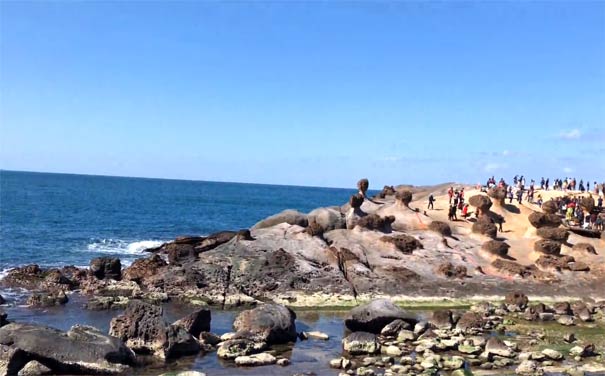 春节旅游推荐国内八大最美海岸线：野柳地址公园海岸线