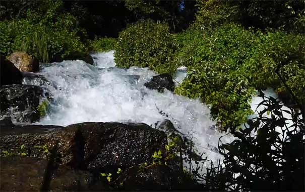 云南旅游景点：腾冲黑鱼河(黑水河)