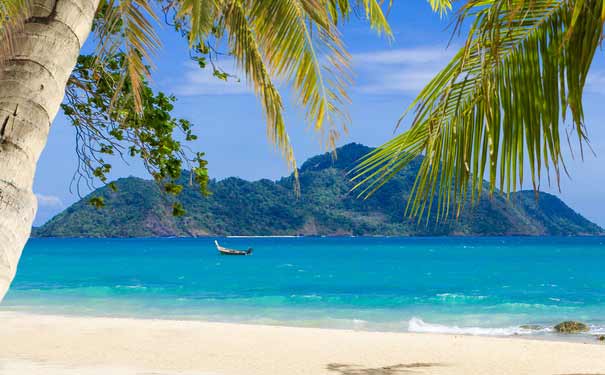 泰国普吉岛旅游：Laem Ka海滩