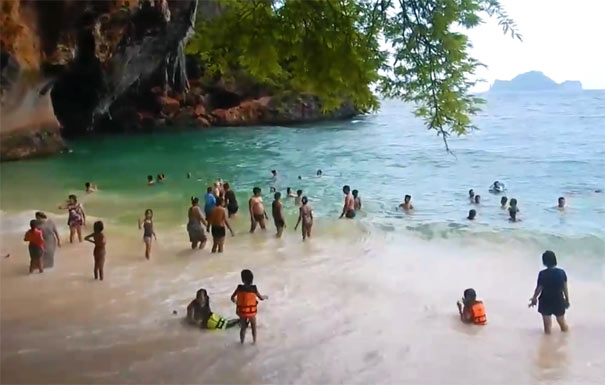 泰国甲米旅游景点：莱利海滩（泰语Hat Rai Le，英语Railay Beach）