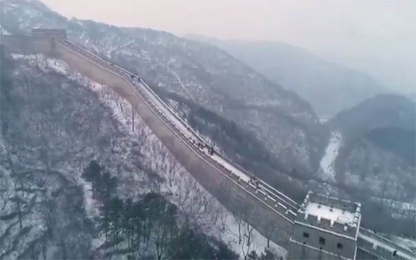 冬天旅游：八达岭长城雪景