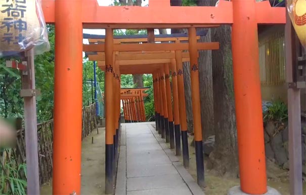 日本旅游：东京上野公园花园稻荷神社