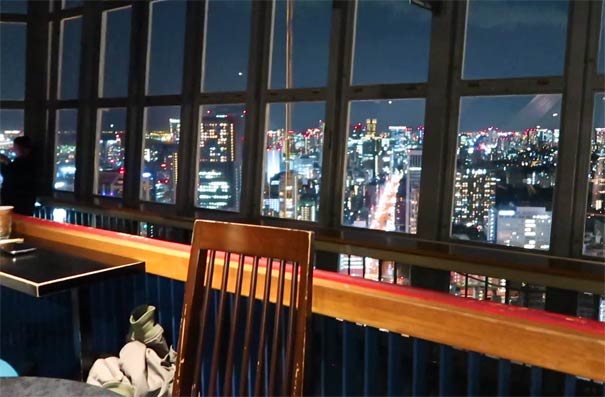 日本旅游：东京塔内餐厅