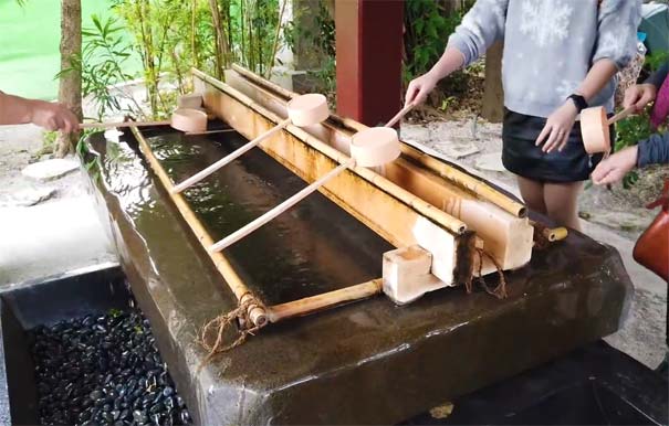 日本旅游：冲绳波上宫御手洗