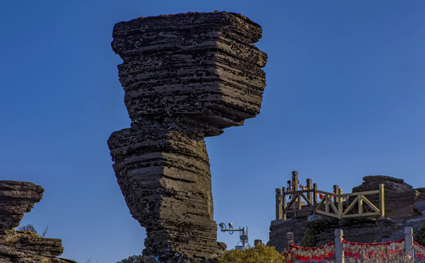 贵州旅游景点：梵净山蘑菇石