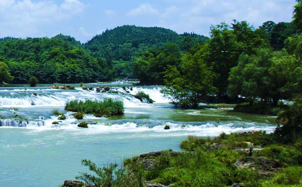 贵州旅游：黄果树瀑布风景区瀑布群