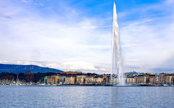 欧洲旅游：瑞士日内瓦湖(莱芒湖)大喷泉