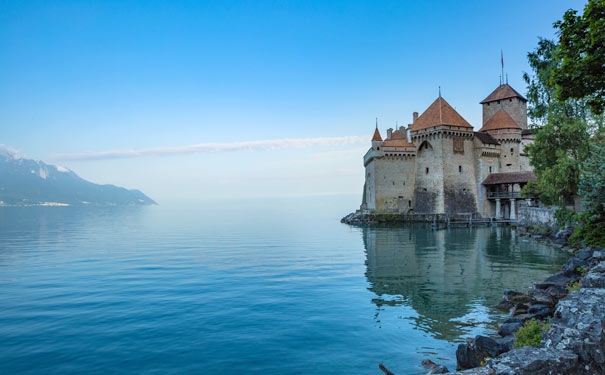 欧洲旅游：瑞士日内瓦湖(莱芒湖)畔西庸古堡