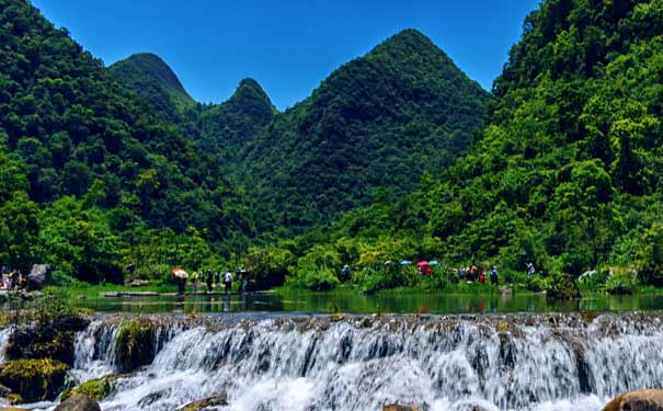 贵州旅游：荔波小七孔景区