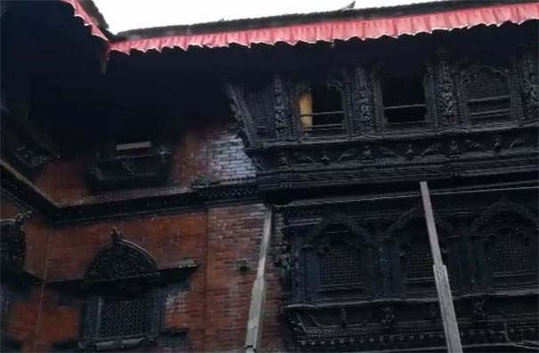 尼泊尔旅游：加德满都活女神庙震后