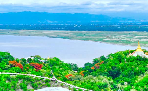 缅甸旅游：伊洛瓦底江
