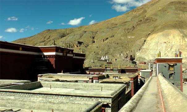 西藏日喀则旅游景区：萨迦寺
