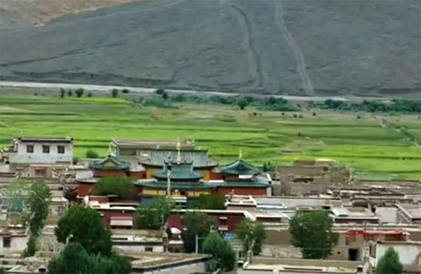 西藏旅游景点：日喀则夏鲁寺