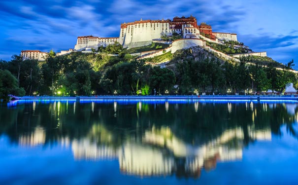拉萨布达拉宫-西藏自驾旅游路线