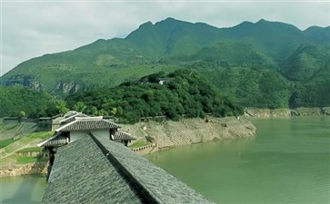 白帝城风雨桥