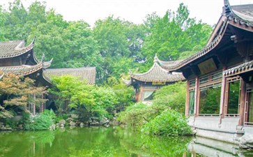 西湖花港观鱼-重庆中国青年旅行社