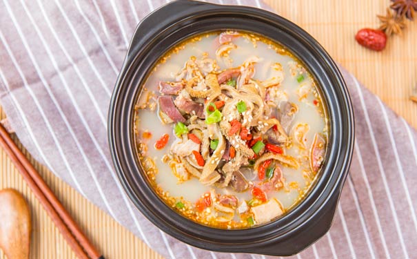 西安旅游美食推荐：杂肝汤