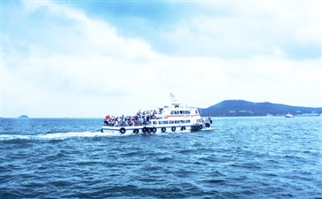 到刘公岛的游船-重庆青年旅行社