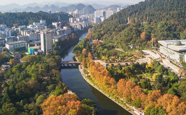 贵州遵义旅游：遵义秋季城市风光