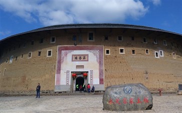 永定土楼承启楼-重庆到厦门旅游-重庆中国青年旅行社