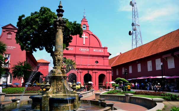 马来西亚旅游：马六甲荷兰红屋广场