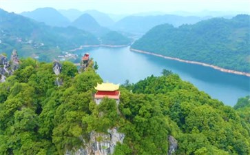 重庆夕阳红旅游专列：清江画廊武落钟离山