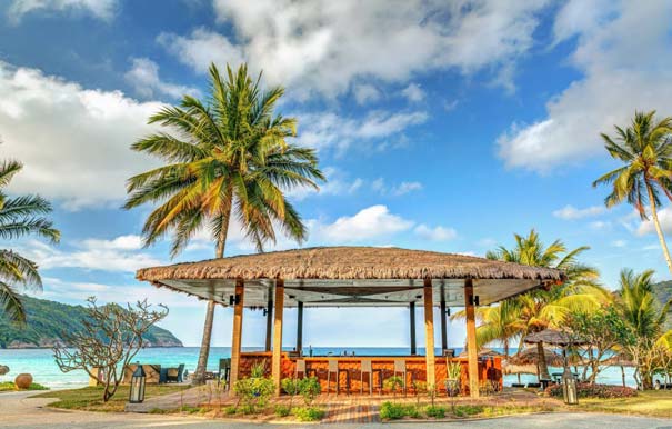 马来西亚热浪岛旅游：塔拉海滩度假村沙滩酒吧