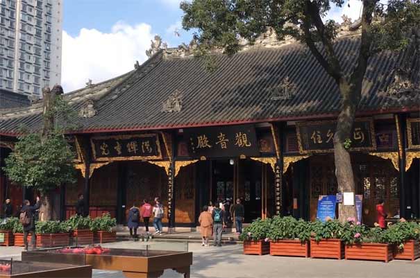 国庆旅游：成都宽窄巷子大慈寺