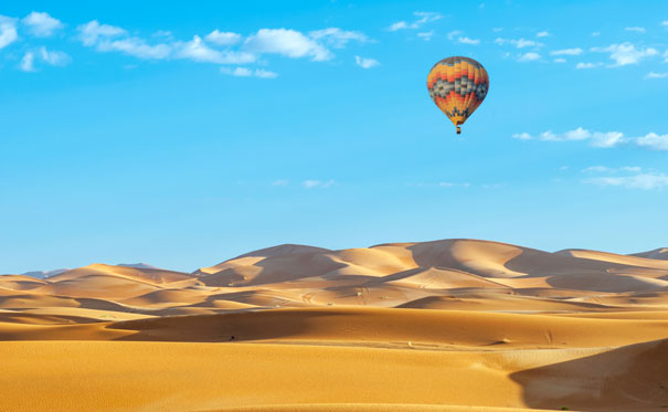 国庆旅游：迪拜沙漠热气球