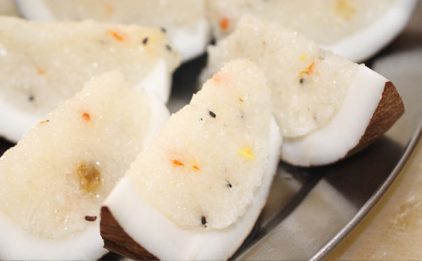海南三亚旅游美食推荐：椰子饭