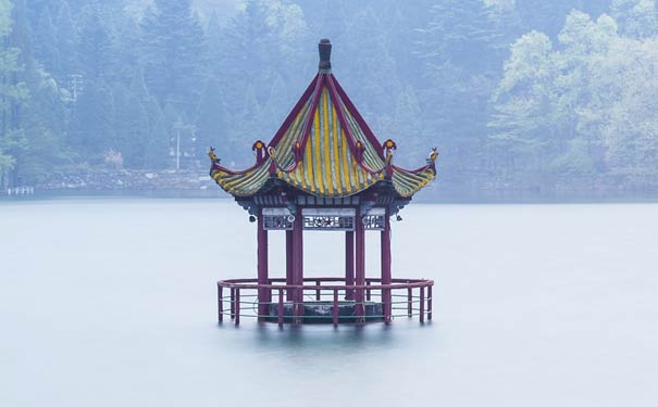 庐山旅游景点：芦林湖