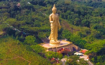 西双版纳旅游：勐泐大佛寺