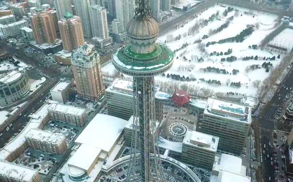 哈尔滨旅游：龙塔雪景