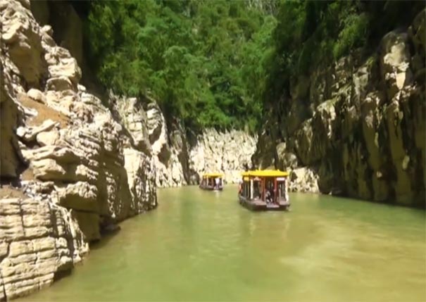 长江三峡旅游：神女溪