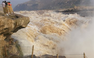 陕西旅游：壶口瀑布