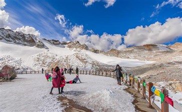 达古冰川山顶-重庆旅行社