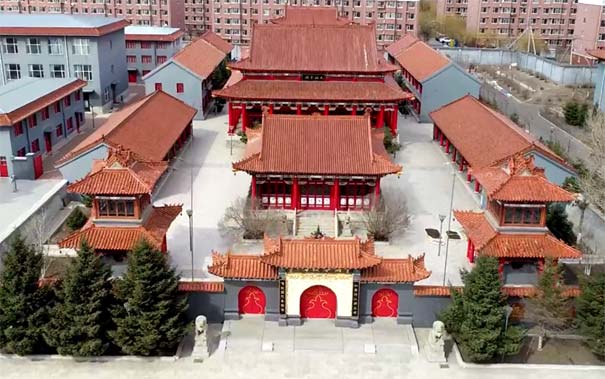 百国兴隆寺住持图片