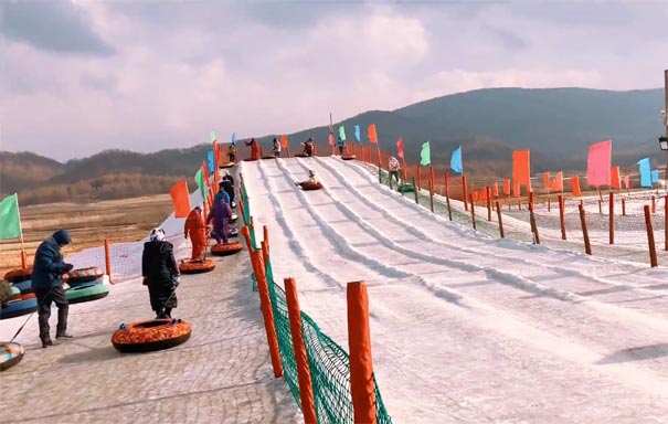 亚布力滑雪旅游度假区：娱乐项目雪圈