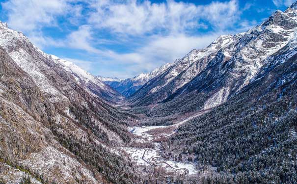 元旦毕棚沟赏雪戏雪