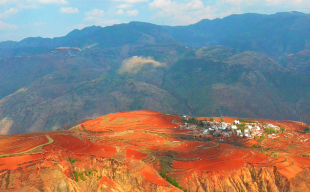 冬天云南旅游推荐：东川红土地