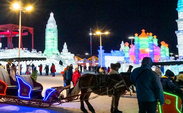 冬季哈尔滨旅游：冰雪大世界